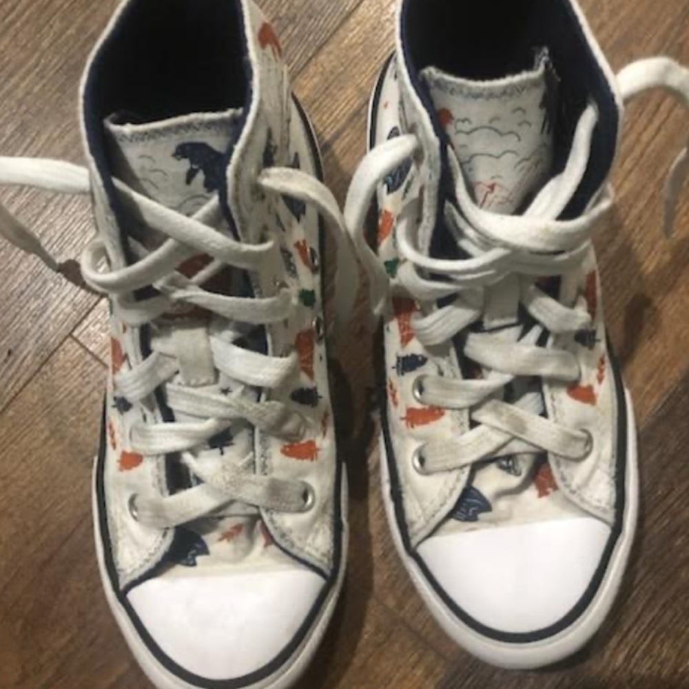 Chuck Taylor All Star Explorer Boys Designed In Italy US Size 1